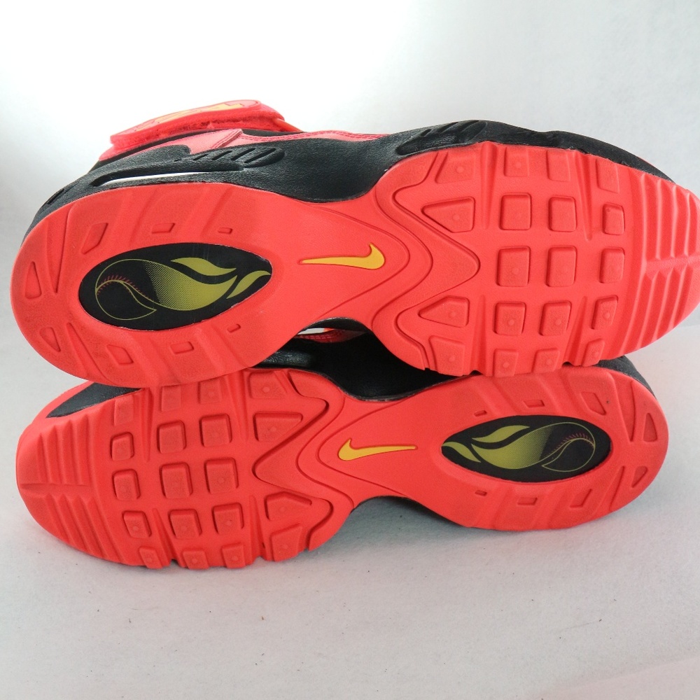 SOLD NIKE Air Griffey Max 1 Blk/Crmsn Atomic Mango - Picture 8 of 8